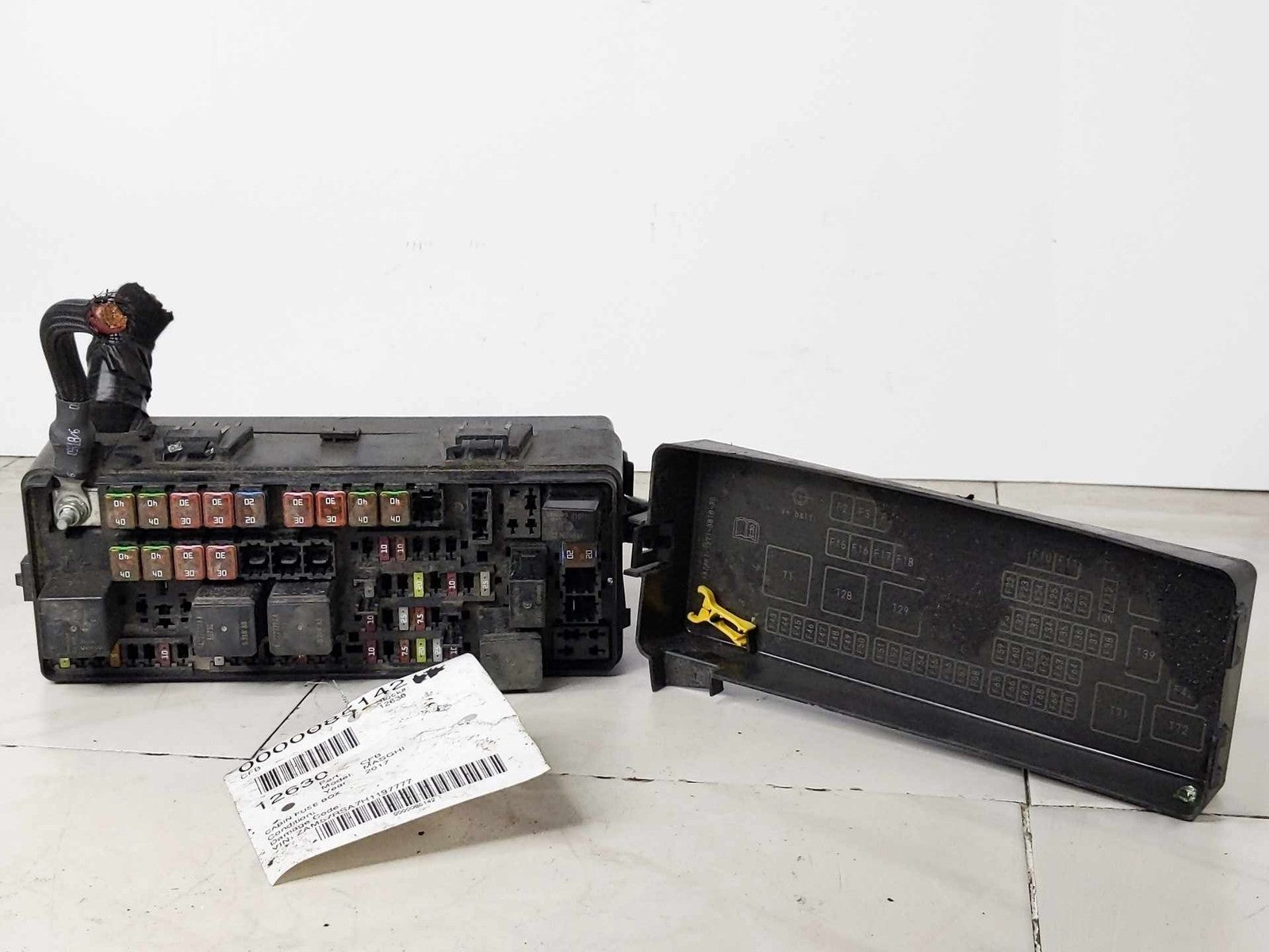 Cabin Fuse Box MASERATI GHIBLI 170